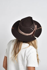 cappelli-alla-pescatora-donna-the-hat-gang-cappello-courmayeur-marrone-ina-boutique-cappelli-alla-pescatora-the-hat-gang-cappelli-alla-pescatora-the-hat-gang-cappelli-alla-pescatora-donna-the-hat-gang-1 - Inà Boutique