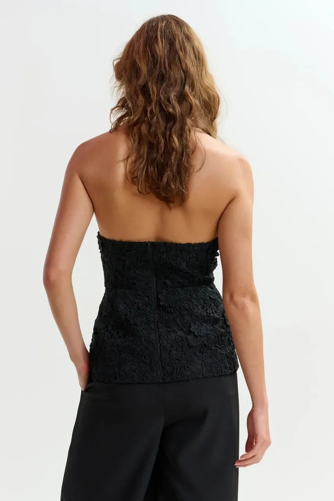 Canotte e top Donna Essentiel Antwerp - Lace Halter Top - Nero