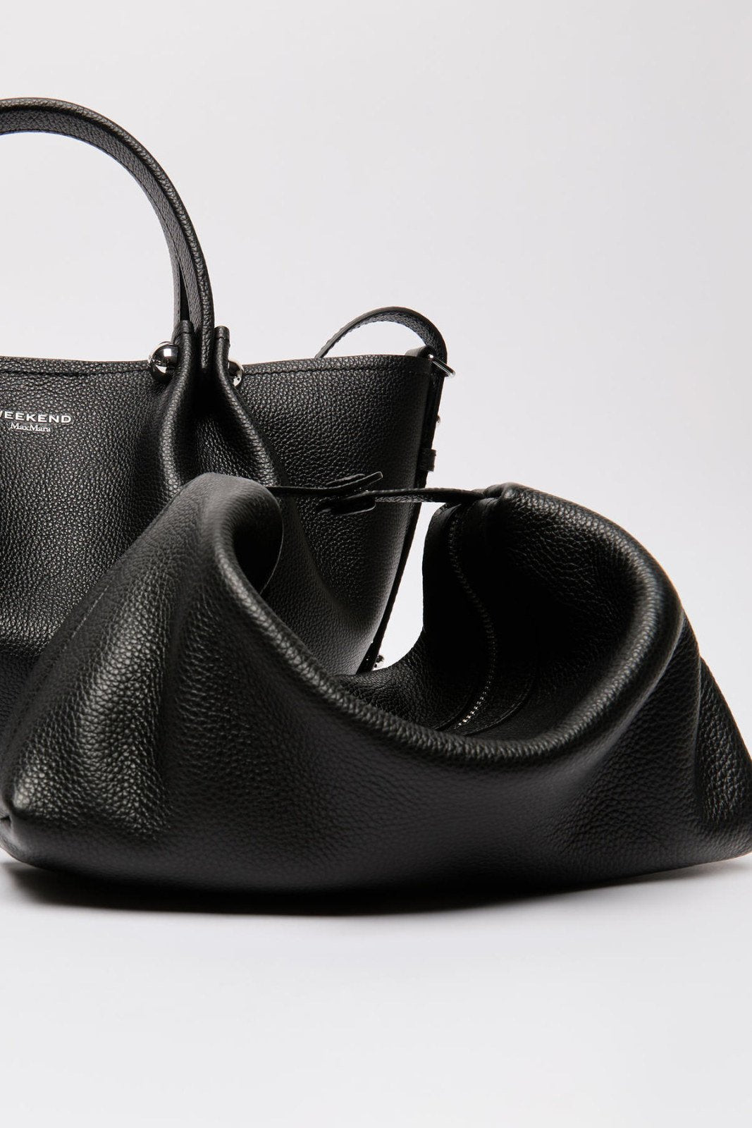 Women's Weekend Handbags - Wkadritto - Black