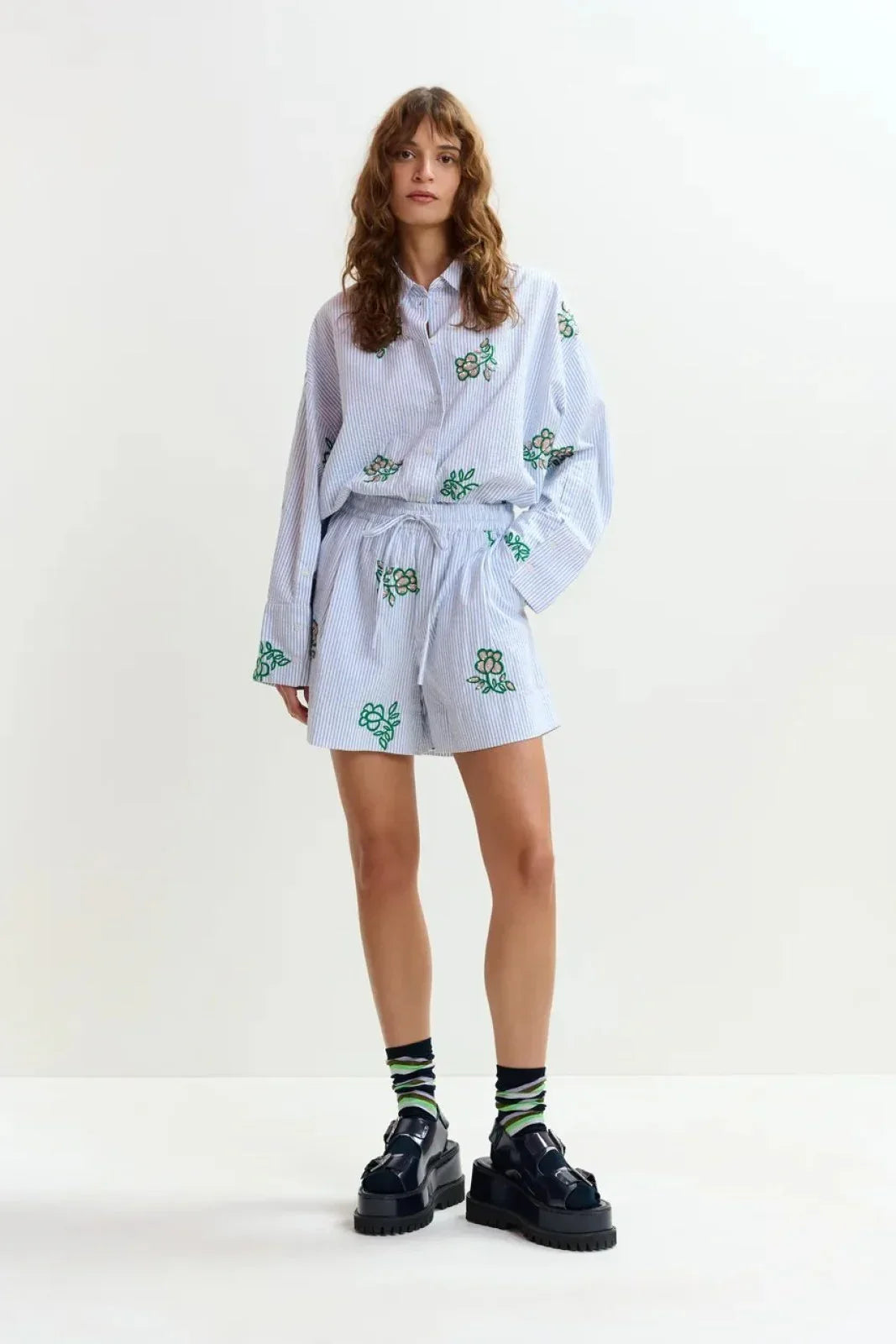 Pantaloncini Donna Essentiel Antwerp - Embroidered Mini Shorts - Celeste