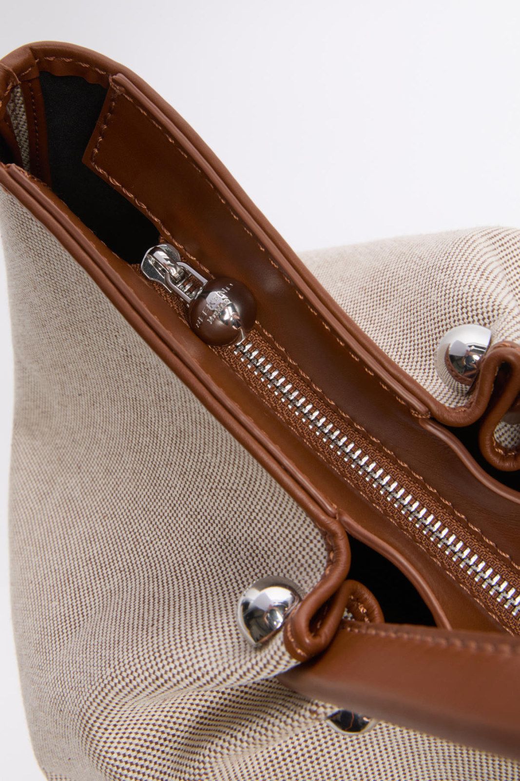 Women's Weekend Handbags - Wkagetto - Beige